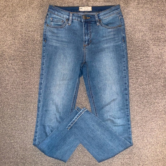 Free People Jeans - Picture 1 of 7